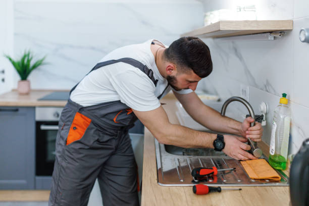 Best Emergency Plumber  in East Dubuque, IL